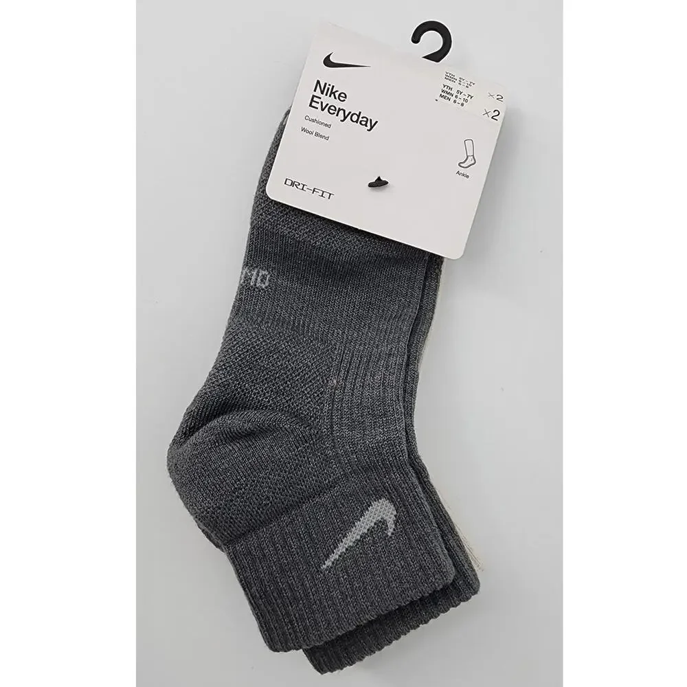 New NWT‎ Nike Everyday Wool Cushioned Ankle Socks 2-Pack Women's 6-10